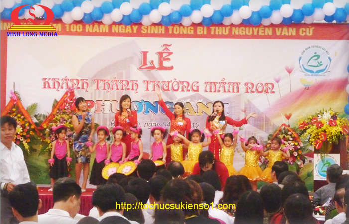 Diva Mỹ Linh tại Lễ Khánh Thành Trường Mầm Non Phương Anh