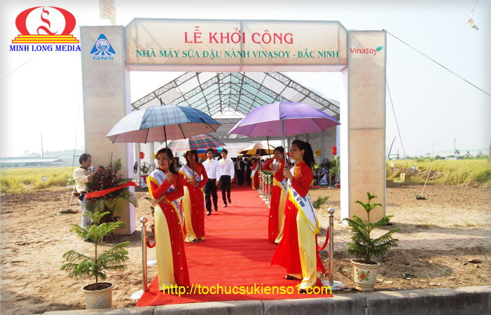 Cổng chào lễ khởi công Vinasoy Bắc Ninh